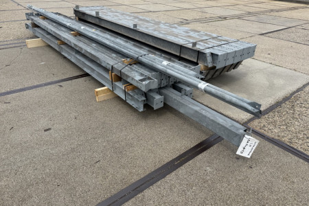7.30 x 28.00m (204m²)